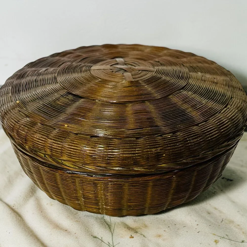 Vintage 1950's Sewing Basket with Lid Yarn & Needles Woven Rattan Sewing Storage